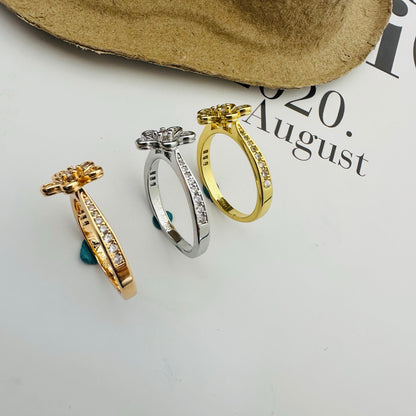 VAN CLEEF & ARPELS SWEET ALHAMBRA FLOWER RING – FULL SET – 1:1 HIGH END