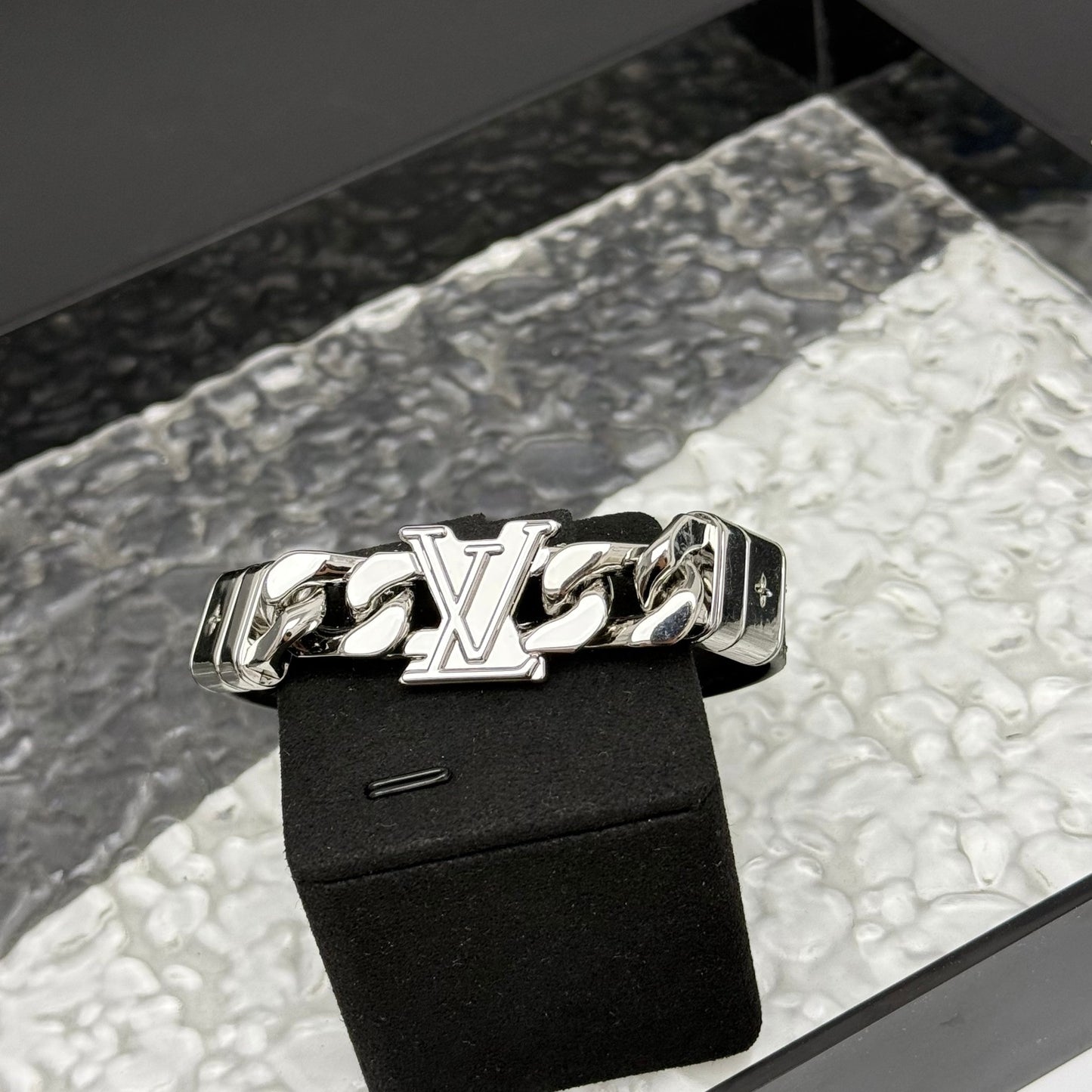 LOUIS VUITTON LINKS BRACELET – Full Set  - 1:1 HIGH END