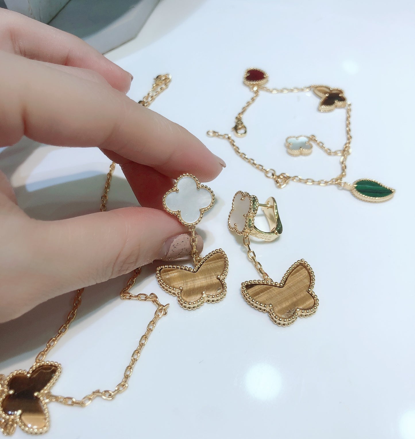 VAN CLEEF&ARPELS BUTTERFLY NECKLACE/BRACELET/EARINGS – Full Set  - 1:1 HIGH END