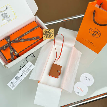 HERMÈS CARMEN NOTEBOOK CHARM – FULL SET – 1:1 HIGH END