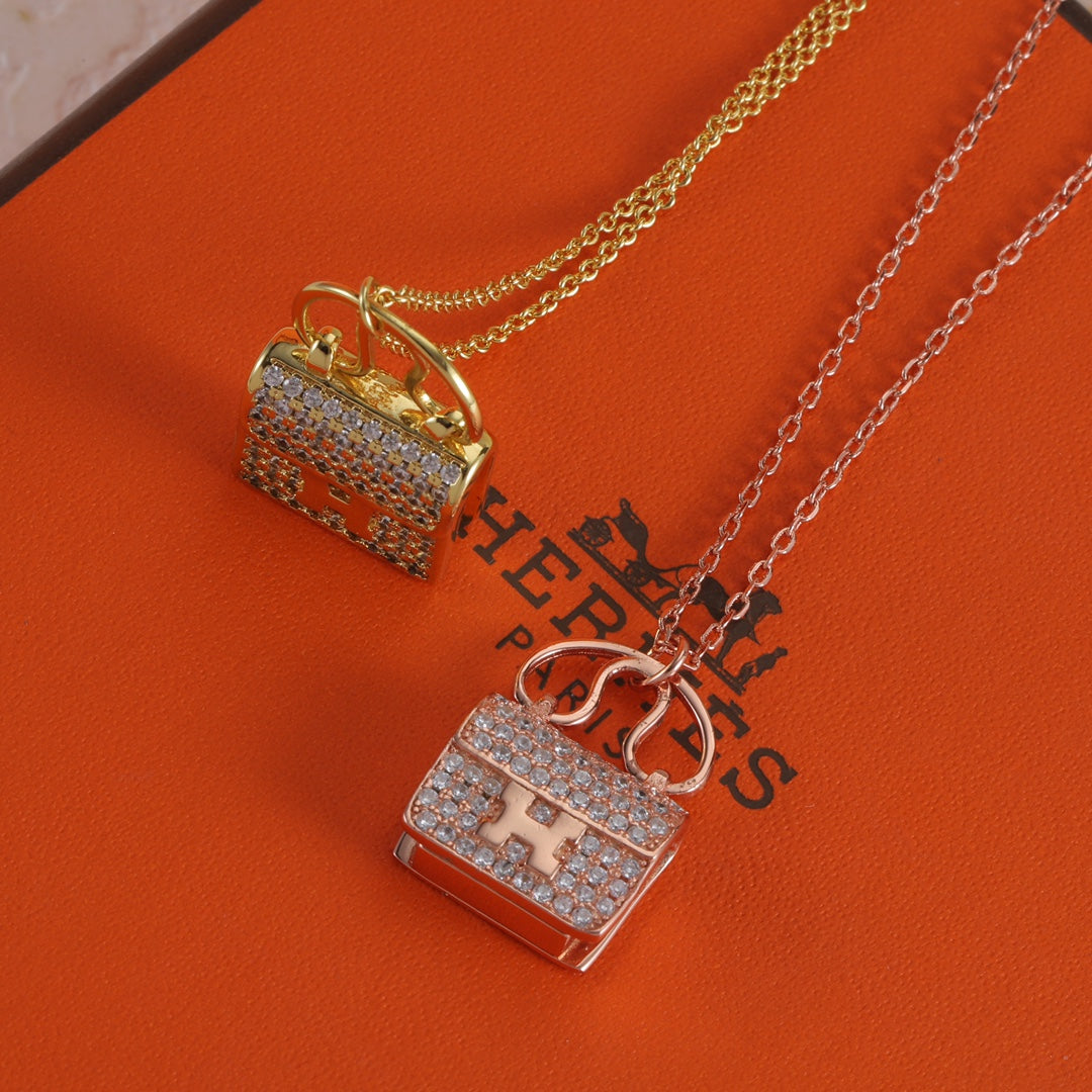 HERMÈS AMULETTES CONSTRANCE PENDANT NECKLACE – Full Set - 1:1 HIGH END