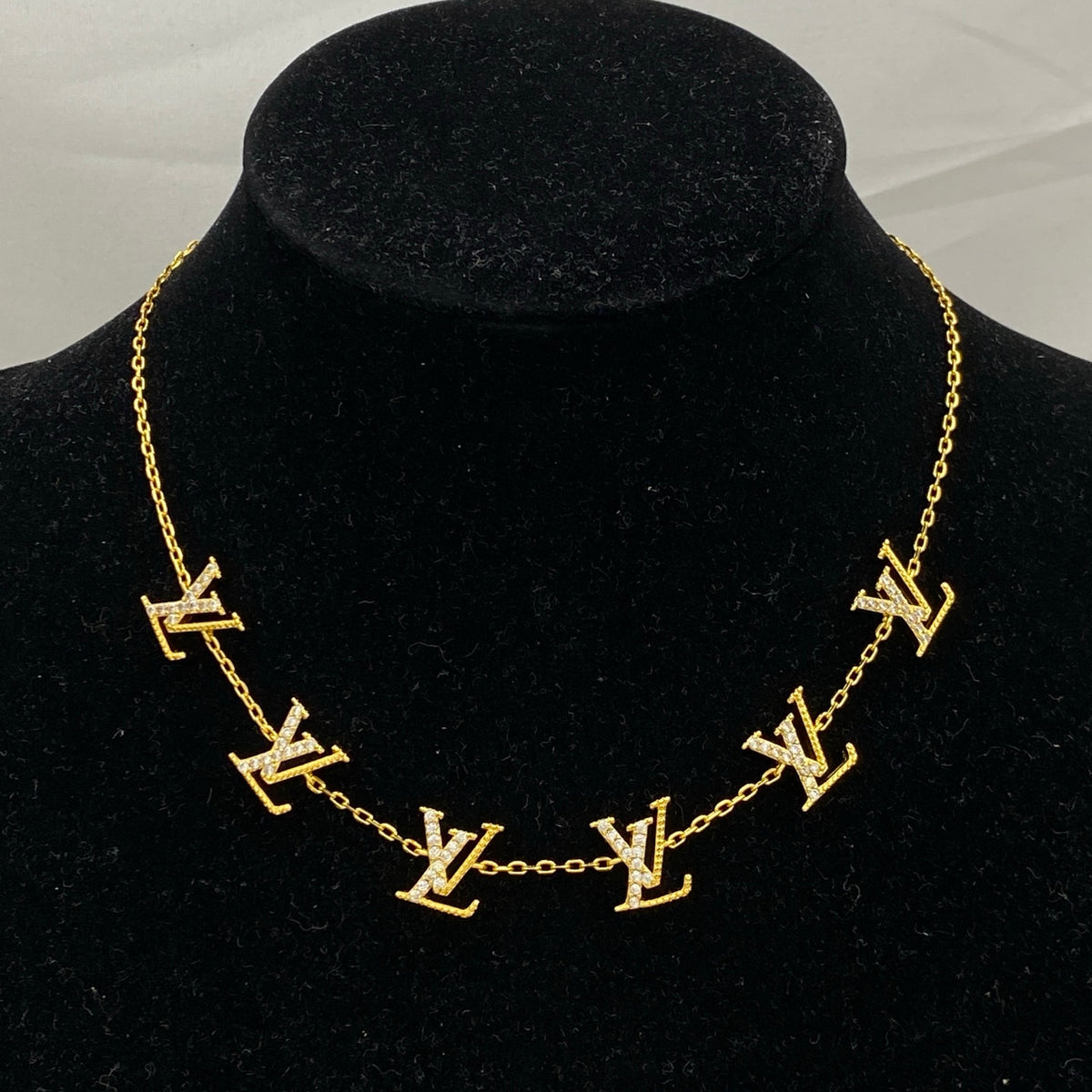 LOUIS VUITTON LV CRYSTAL LOGO BRACELET – Full Set - 1:1 HIGH END