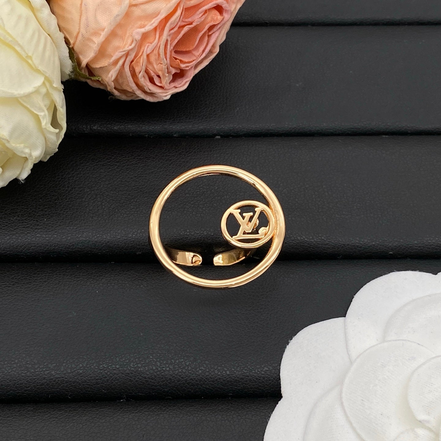 LOUIS VUITTON LV CIRCLE RING – FULL SET - 1:1 HIGH END