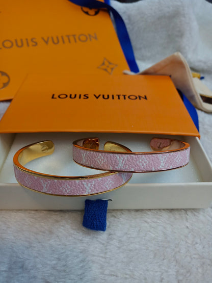 LOUIS VUITTON LONCK WILD BRACELET – Full Set  - 1:1 HIGH END