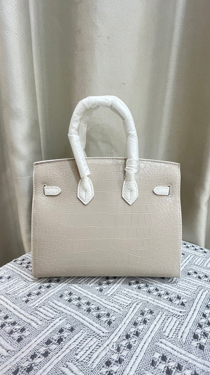 HERMÈS BIRKIN Hermès "Snow" Faubourg Birkin Sellier 30 Neige Matte Alligator Palladium Hardware Limited Edition  - 1:1 HIGH END