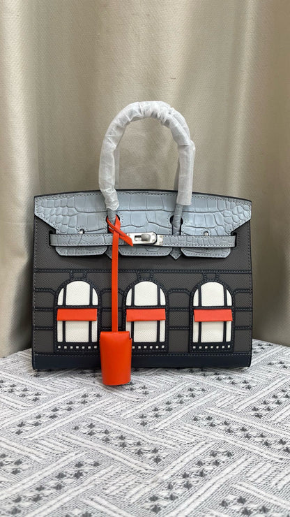 HERMÈS BIRKIN Hermès "Snow" Faubourg Birkin Sellier 30 Neige Matte Alligator Palladium Hardware Limited Edition  - 1:1 HIGH END