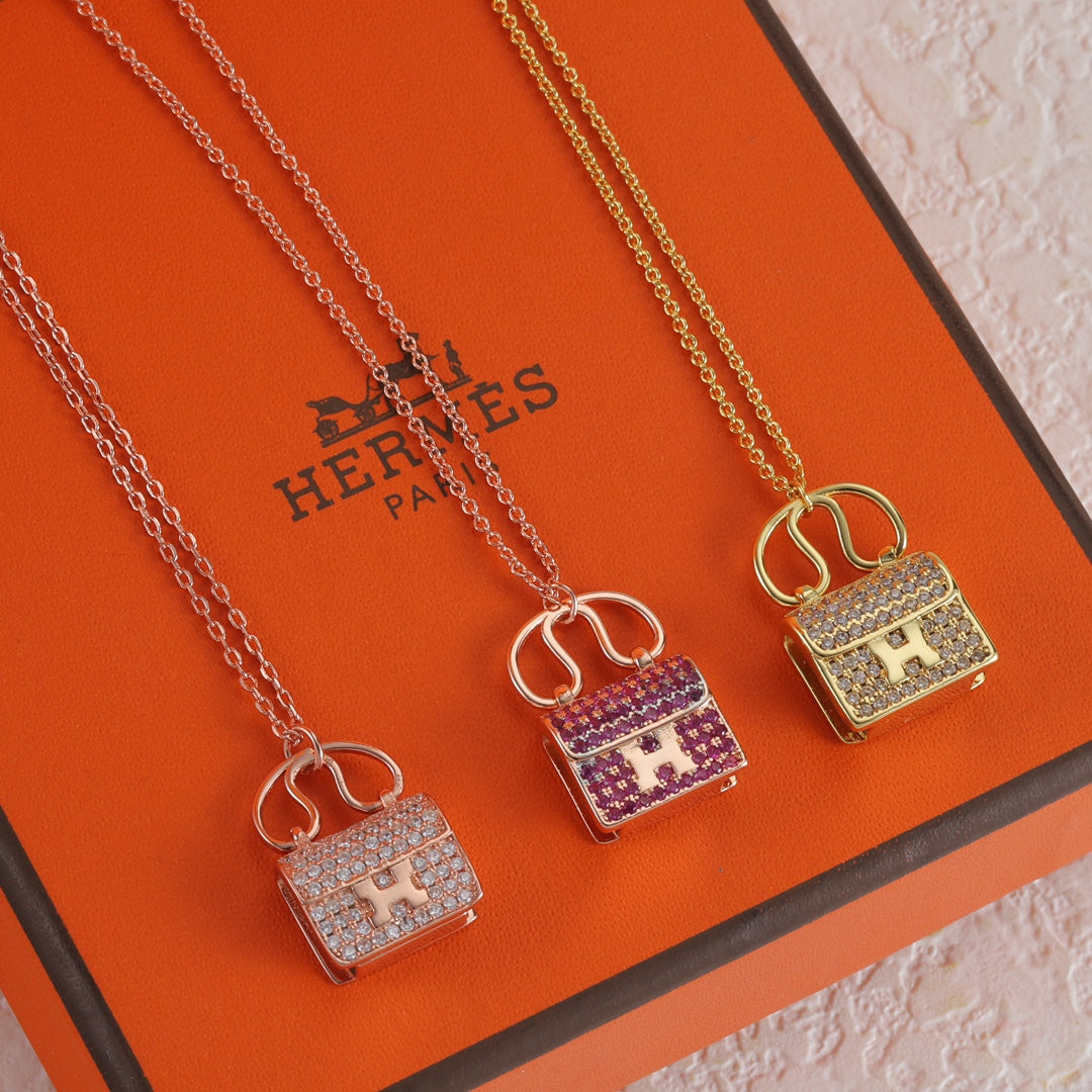 HERMÈS AMULETTES CONSTRANCE PENDANT NECKLACE – Full Set - 1:1 HIGH END