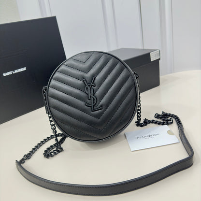 SAINT LAURENT Grain De Poudre Matelasse Chevron Quilted Round Vinyle Camera Bag - 1:1 HIGH END