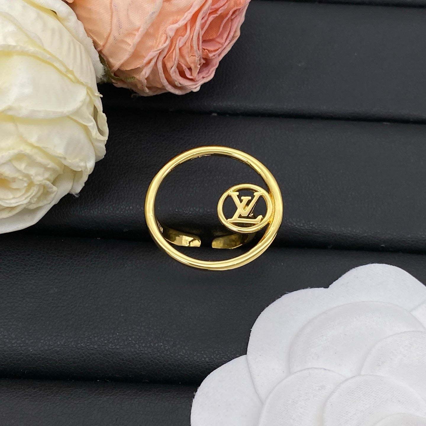 LOUIS VUITTON LV CIRCLE RING – FULL SET - 1:1 HIGH END
