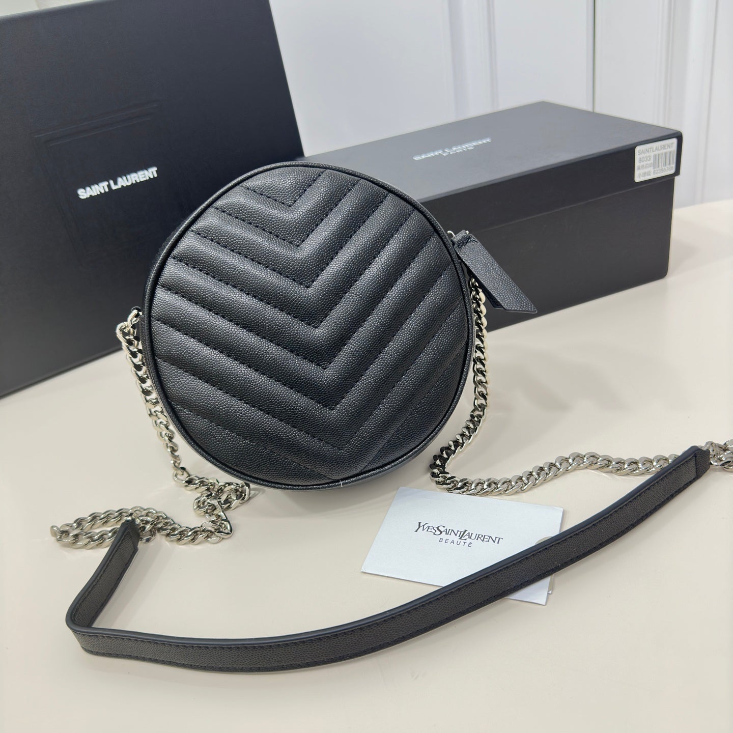 SAINT LAURENT Grain De Poudre Matelasse Chevron Quilted Round Vinyle Camera Bag - 1:1 HIGH END