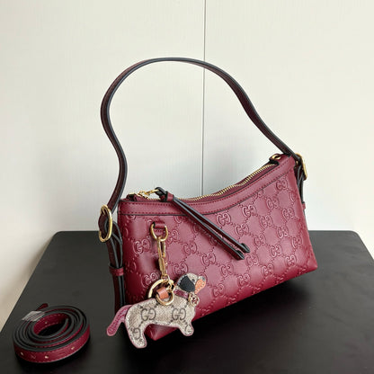 GUCCI SMALL GG EMBLEM SHOULDER - 1:1 HIGH END
