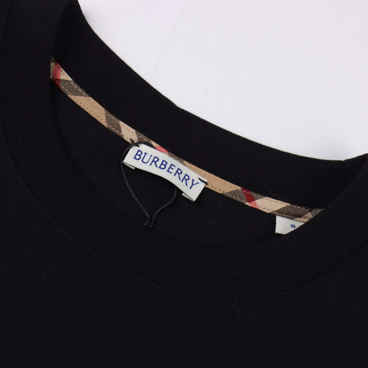 BURBERRY T-SHIRT - SUPER CLONE