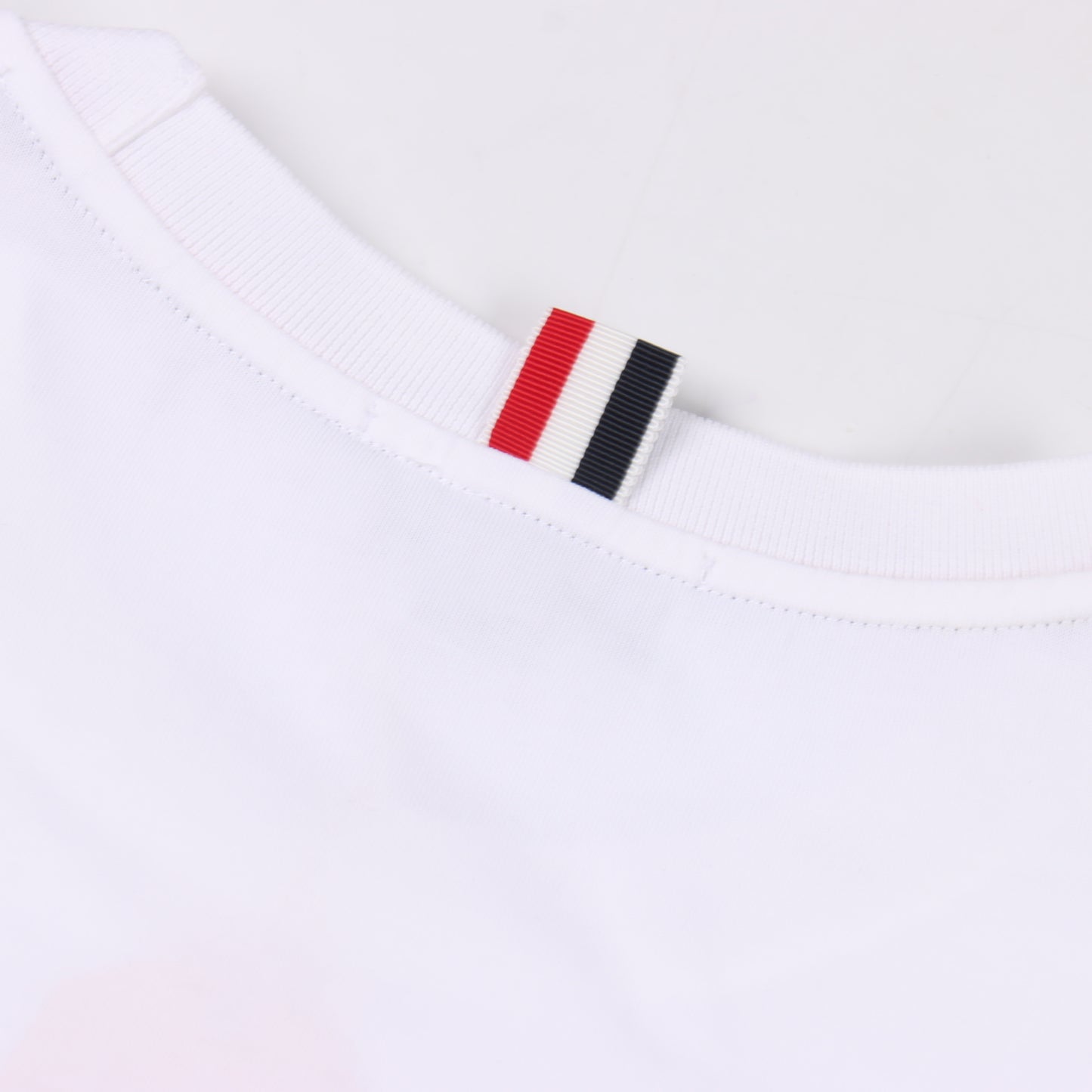 THOM BROWNE T-SHIRT - SUPER CLONE