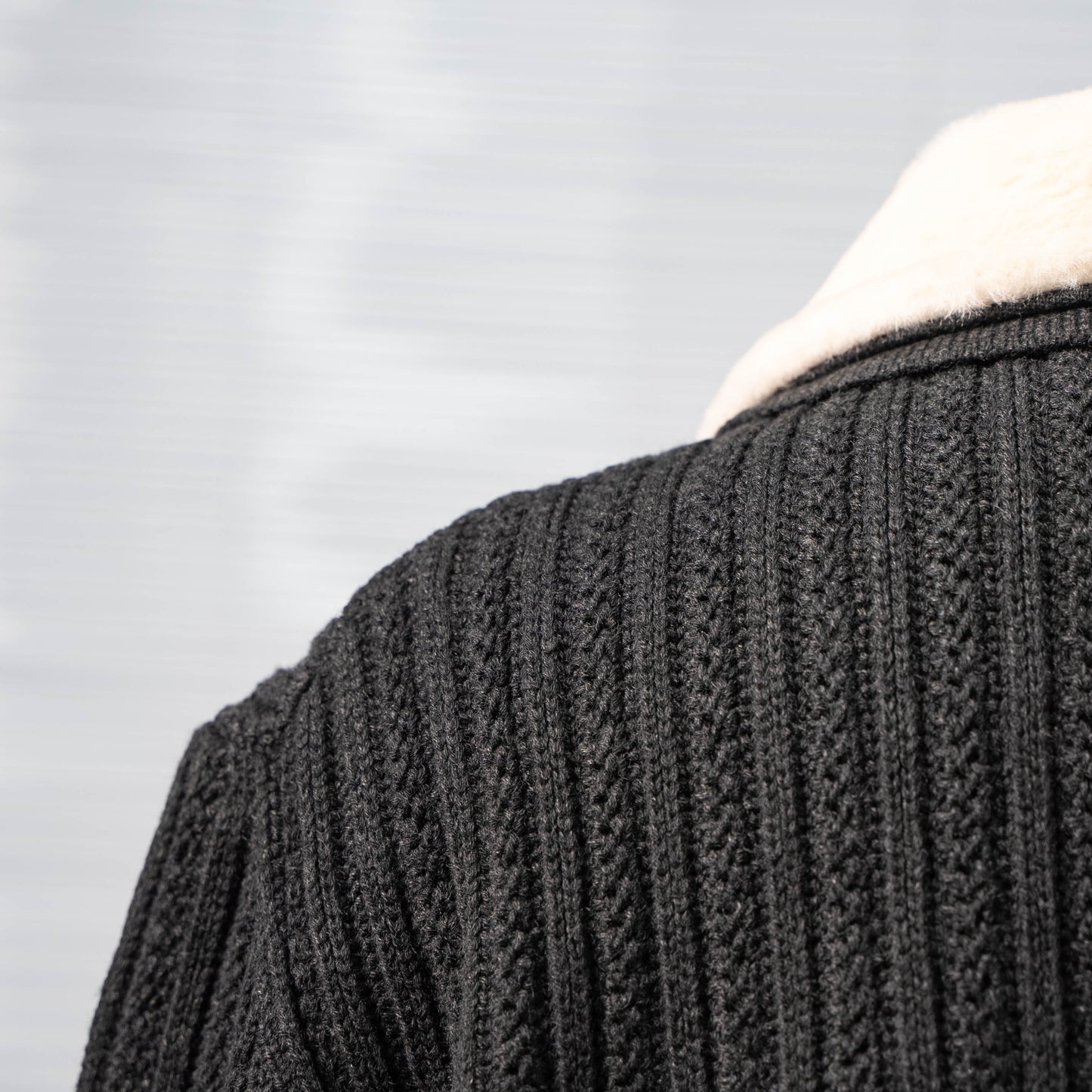 LOUIS VUITTON SHEARLING COLLAR KNIT ZIP JACKET – 1:1 HIGH END