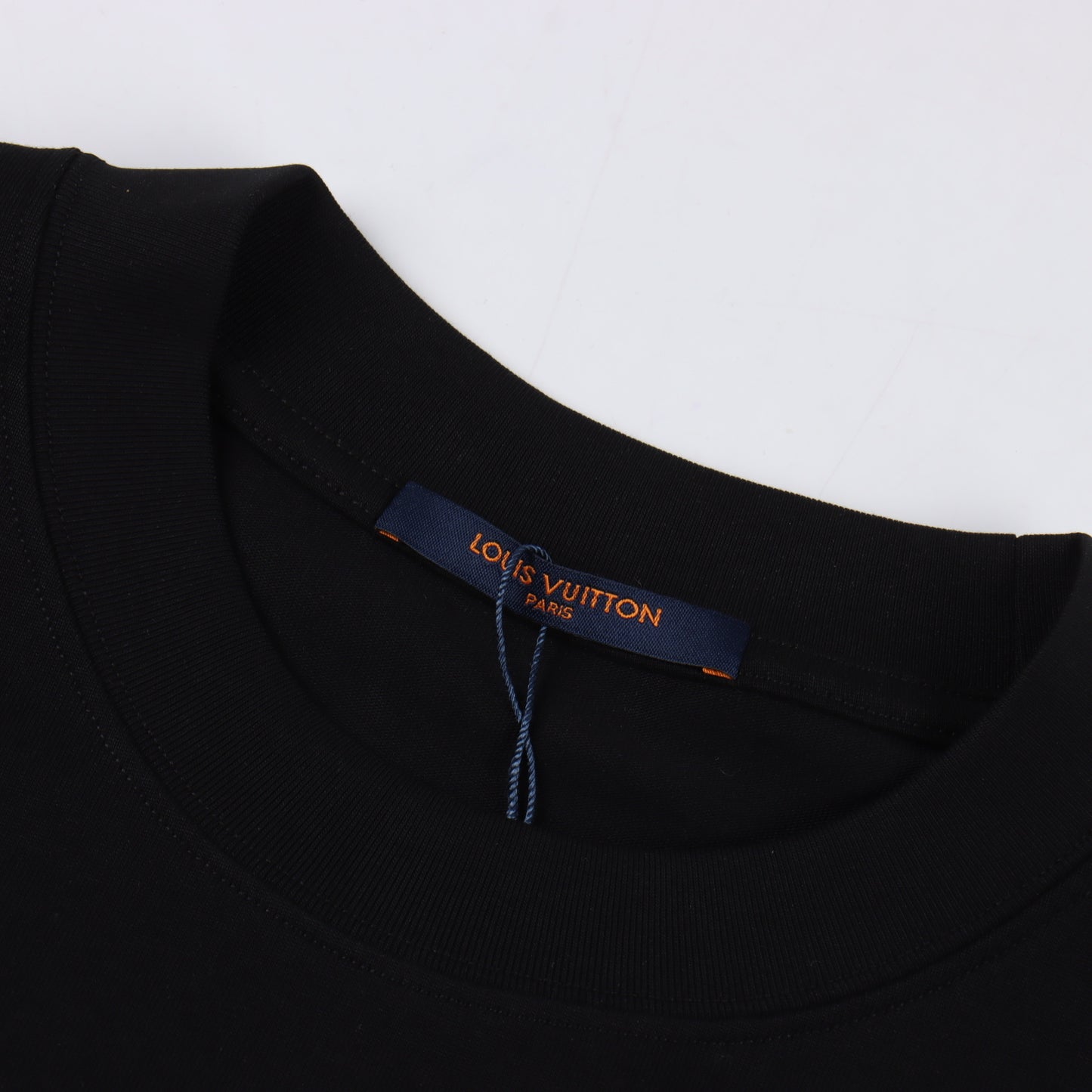 LOUIS VUITTON T-SHIRT - SUPER CLONE