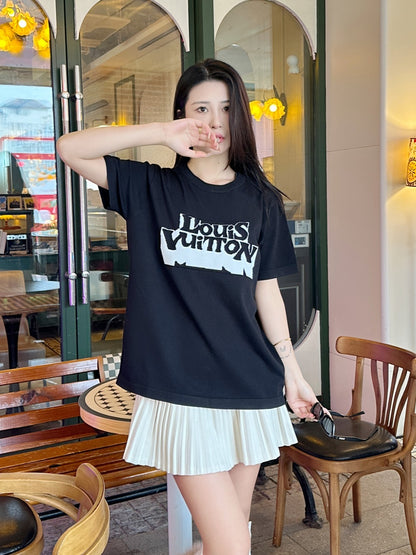 LOUIS VUITTON T-SHIRT - SUPER CLONE