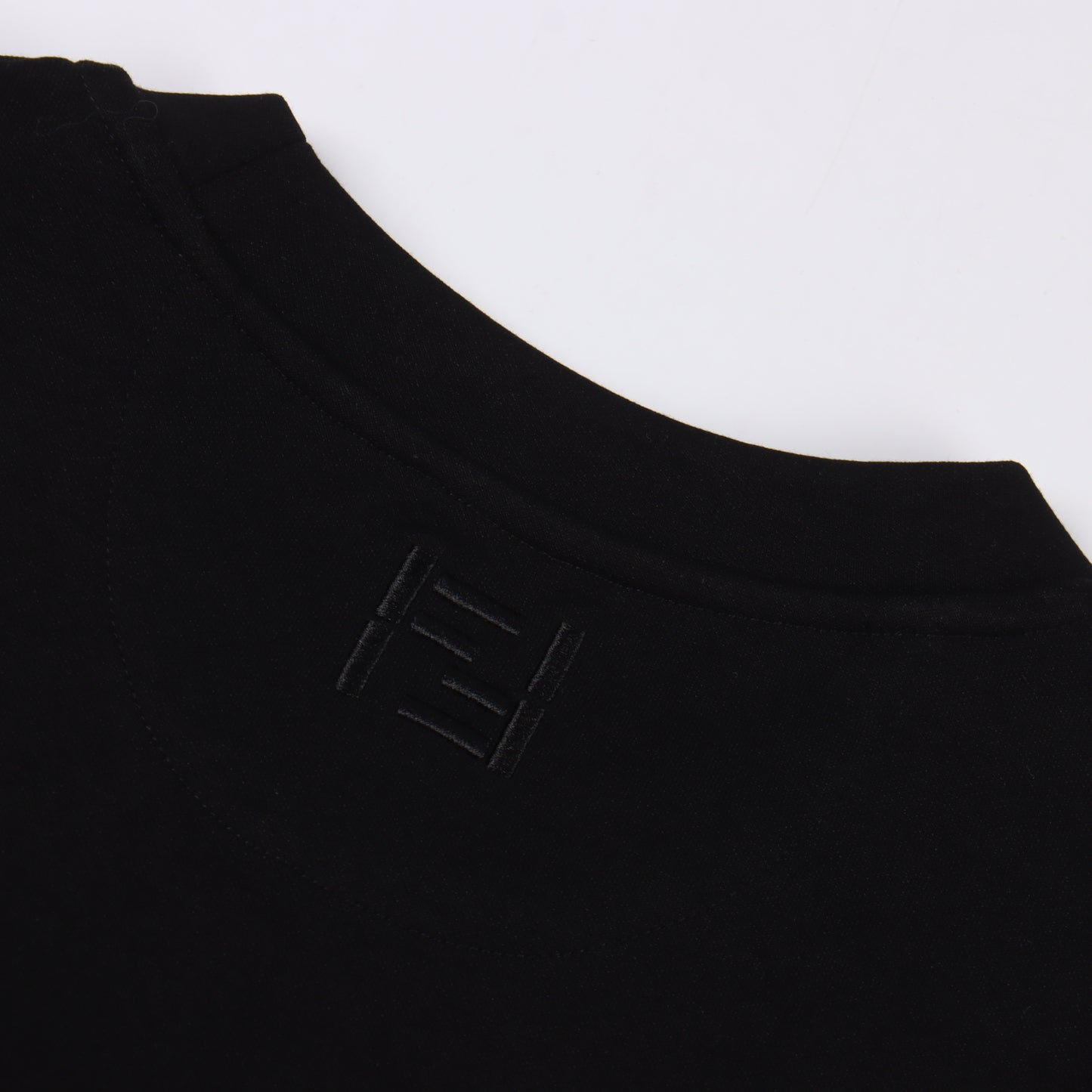 FENDI T-SHIRT - SUPER CLONE