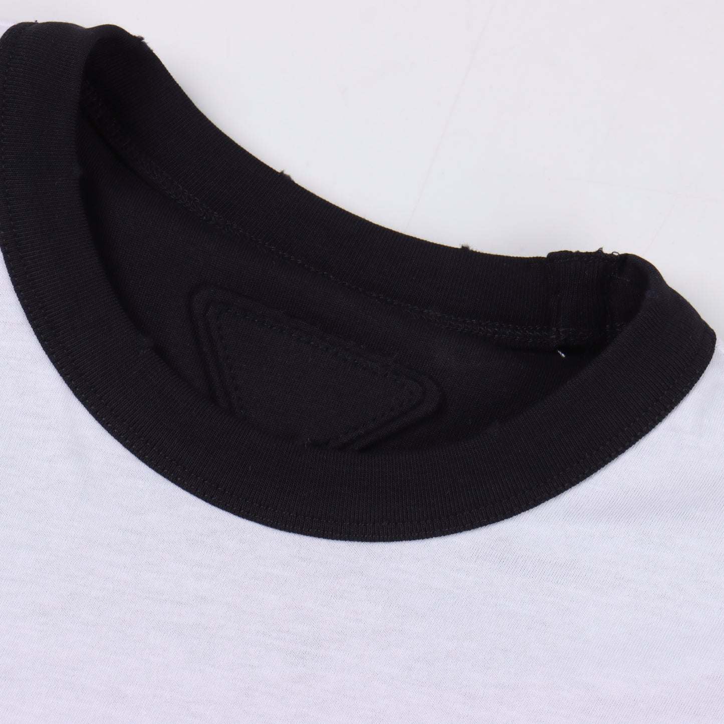 PRADA T-SHIRT - SUPER CLONE