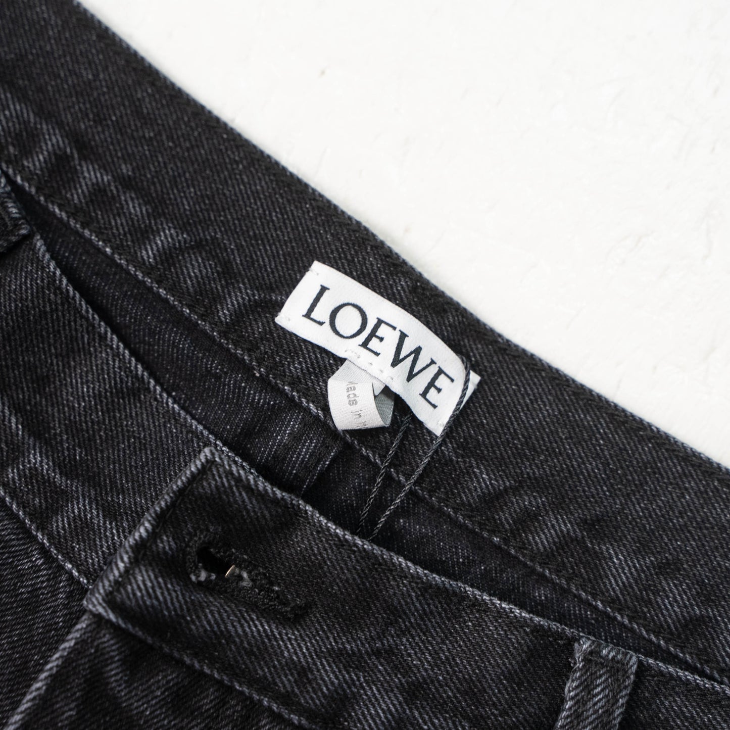 LOEWE ANAGRAM PATCH BLACK DENIM JEANS – 1:1 HIGH END