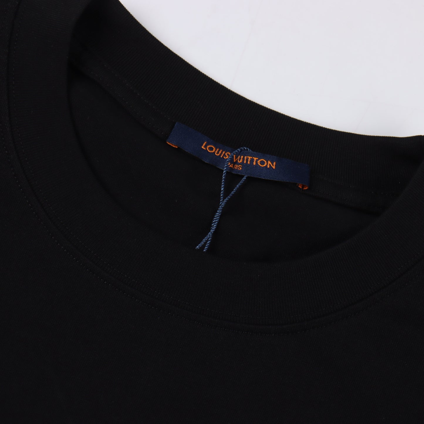 LOUIS VUITTON T-SHIRT - SUPER CLONE