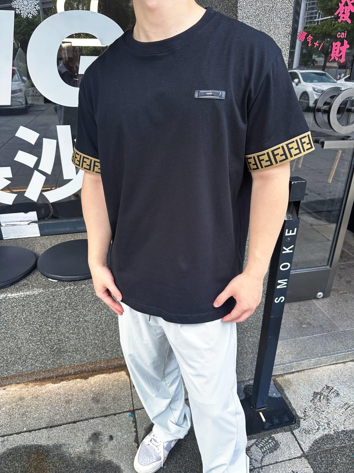 FENDI T-SHIRT - SUPER CLONE