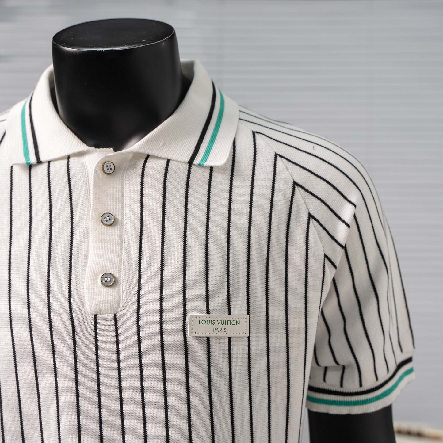 LOUIS VUITTON STRIPED KNIT SHORT-SLEEVE POLO SHIRT – 1:1 HIGH END