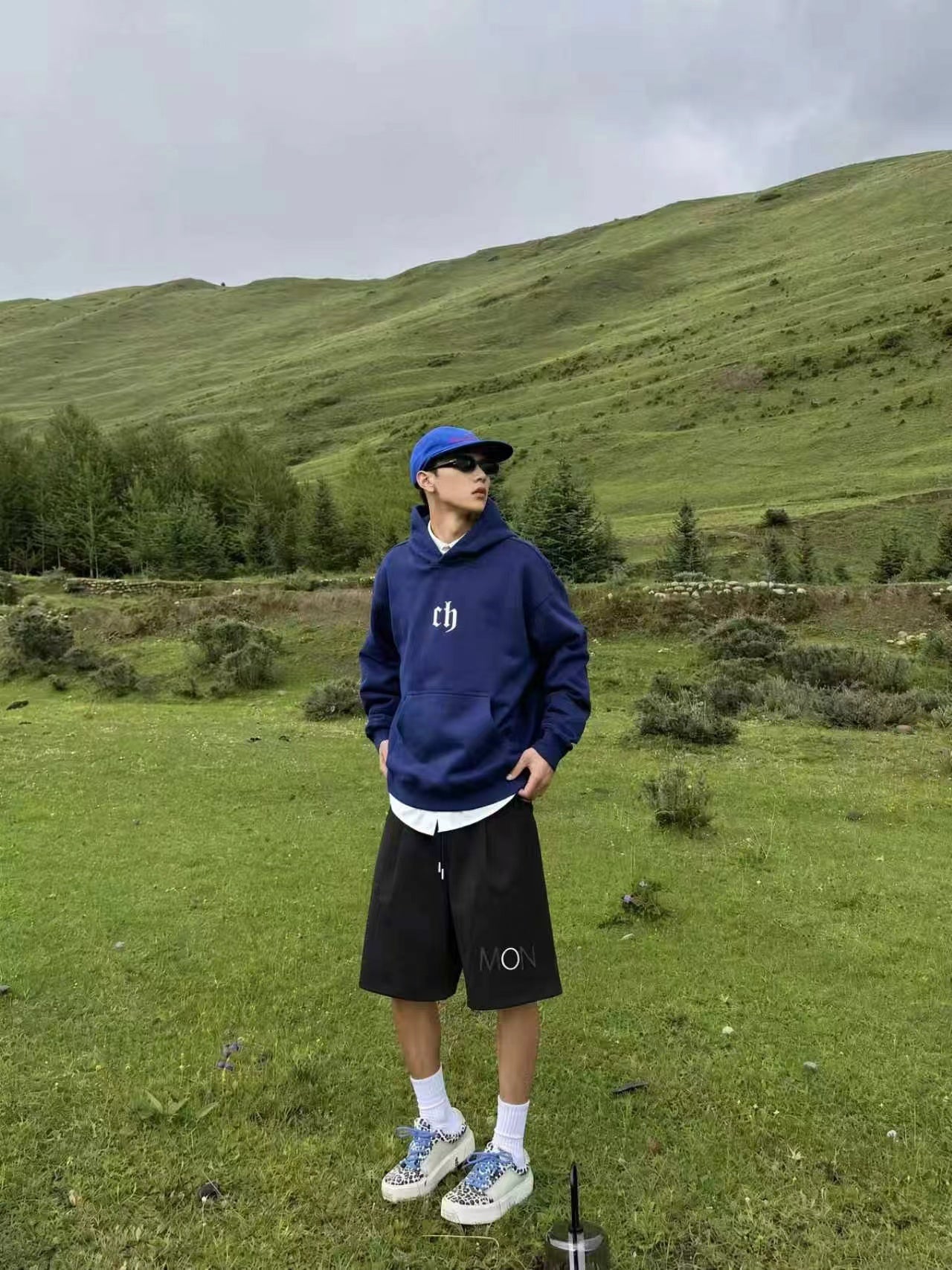 MONCLER EMBROIDERED LOGO SWEAT SHORTS – 1:1 HIGH END