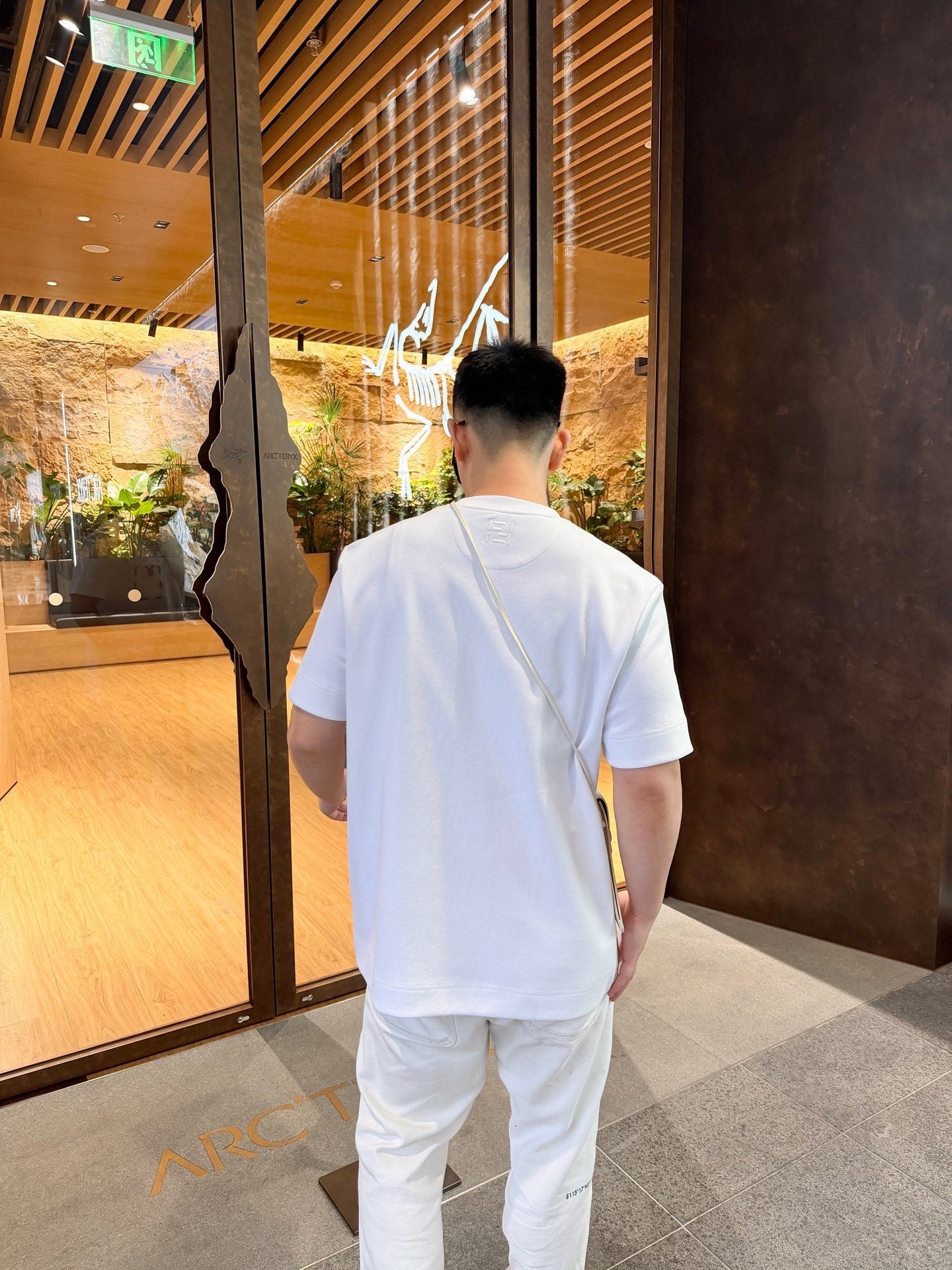 FENDI T-SHIRT - SUPER CLONE