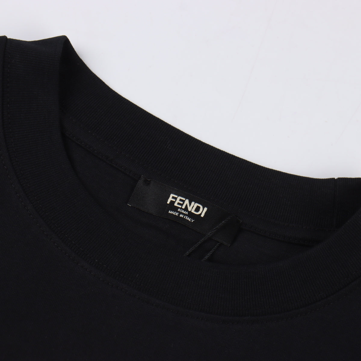 FENDI T-SHIRT - SUPER CLONE