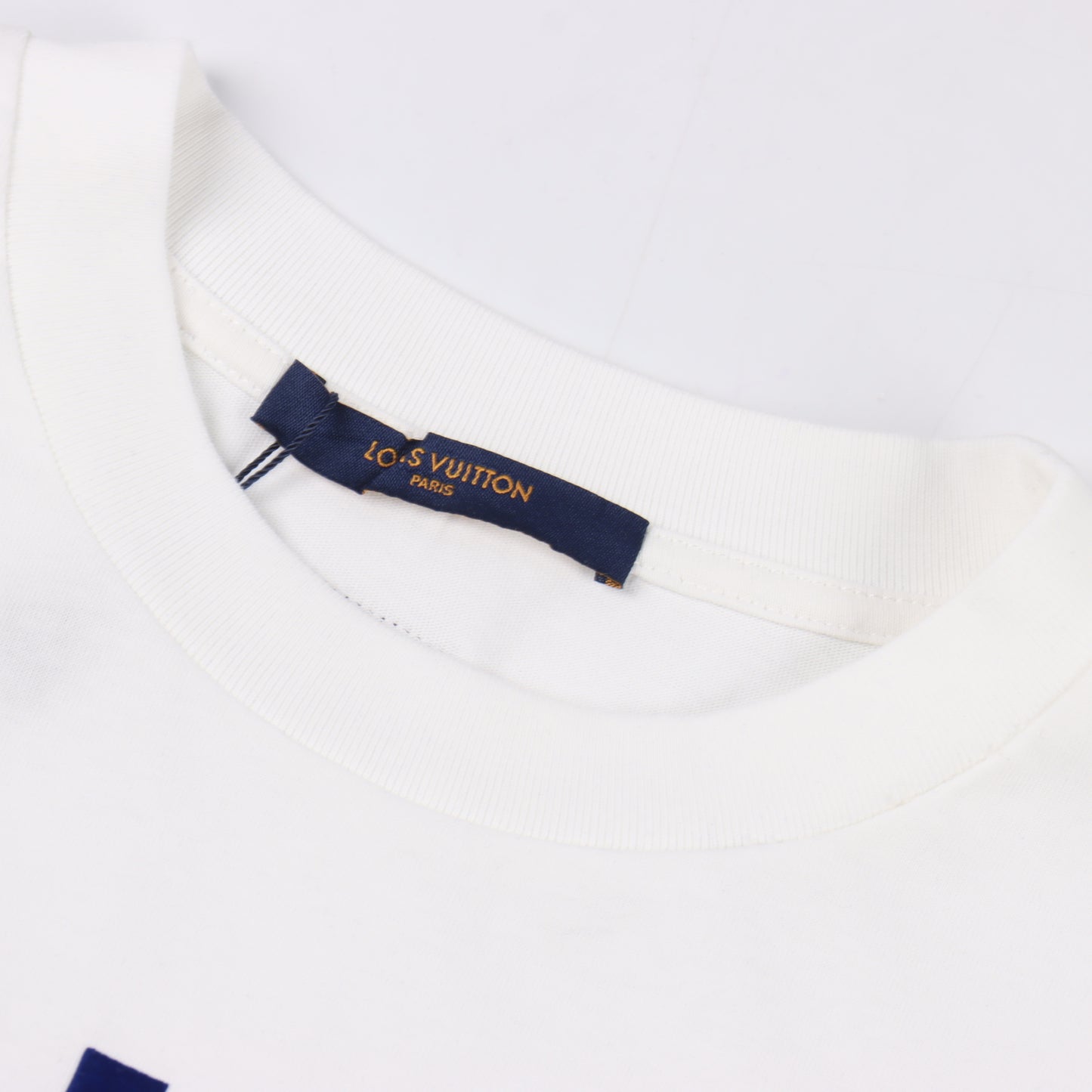 LOUIS VUITTON T-SHIRT - SUPER CLONE