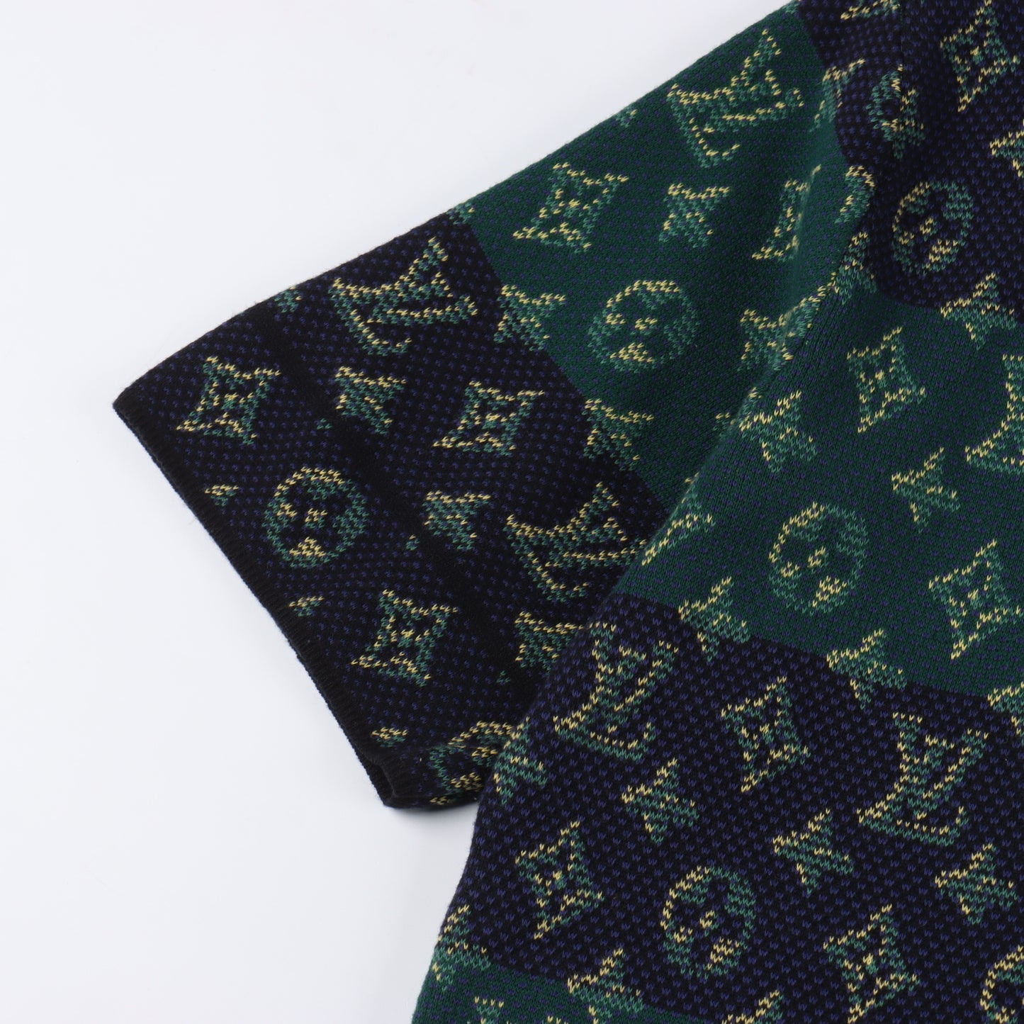 LOUIS VUITTON T-SHIRT - SUPER CLONE