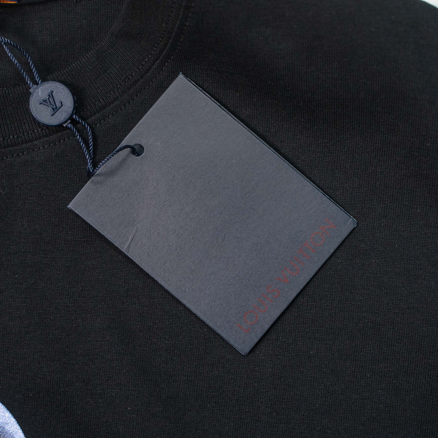 LOUIS VUITTON TRAVELLER ROBOT T-SHIRT – 1:1 HIGH END