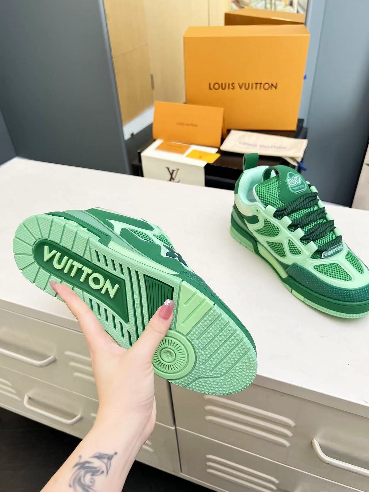 LOUIS VUITTON SKATE TRAINER SNEAKER  – mit Box – 1:1 HIGH END