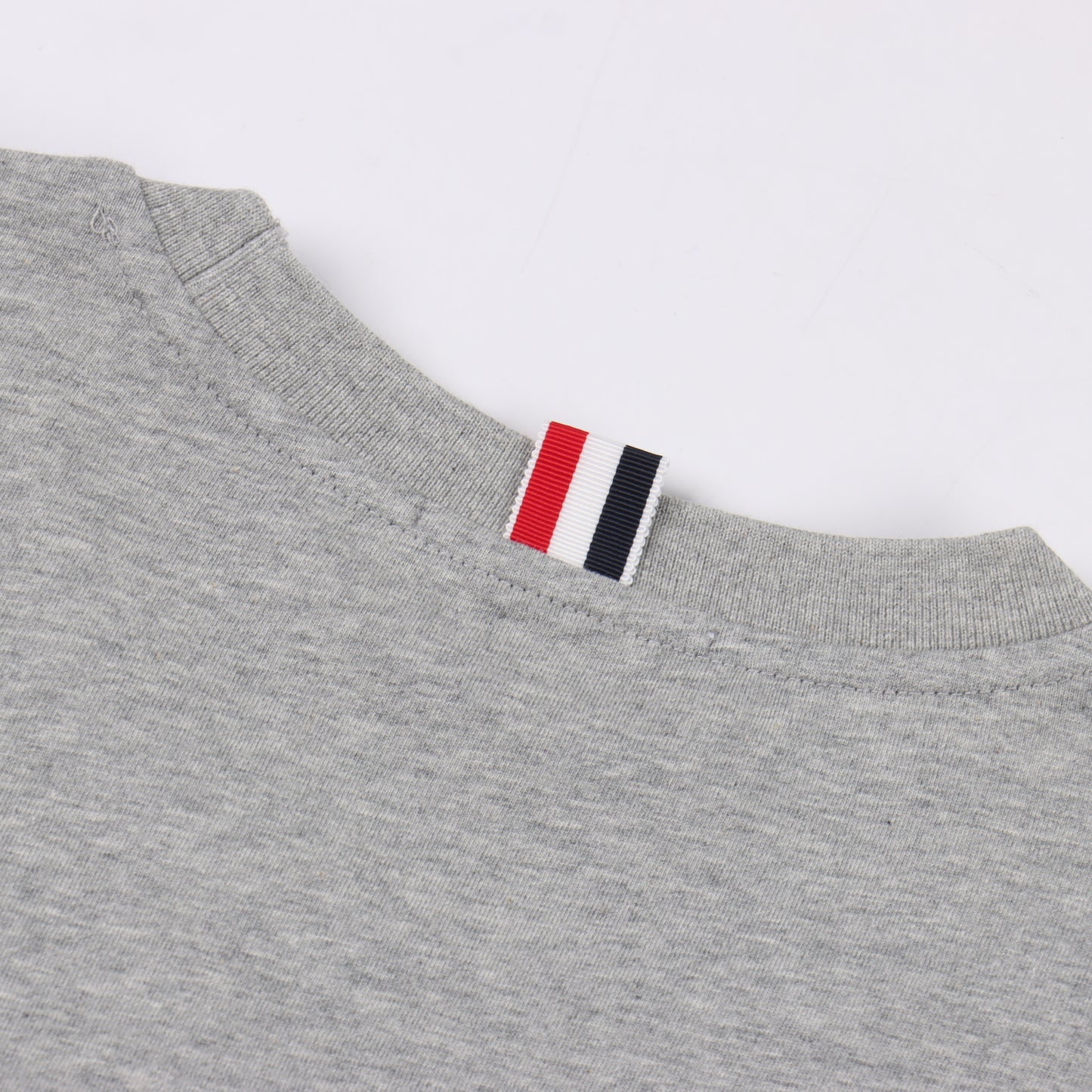 THOM BROWNE T-SHIRT - SUPER CLONE