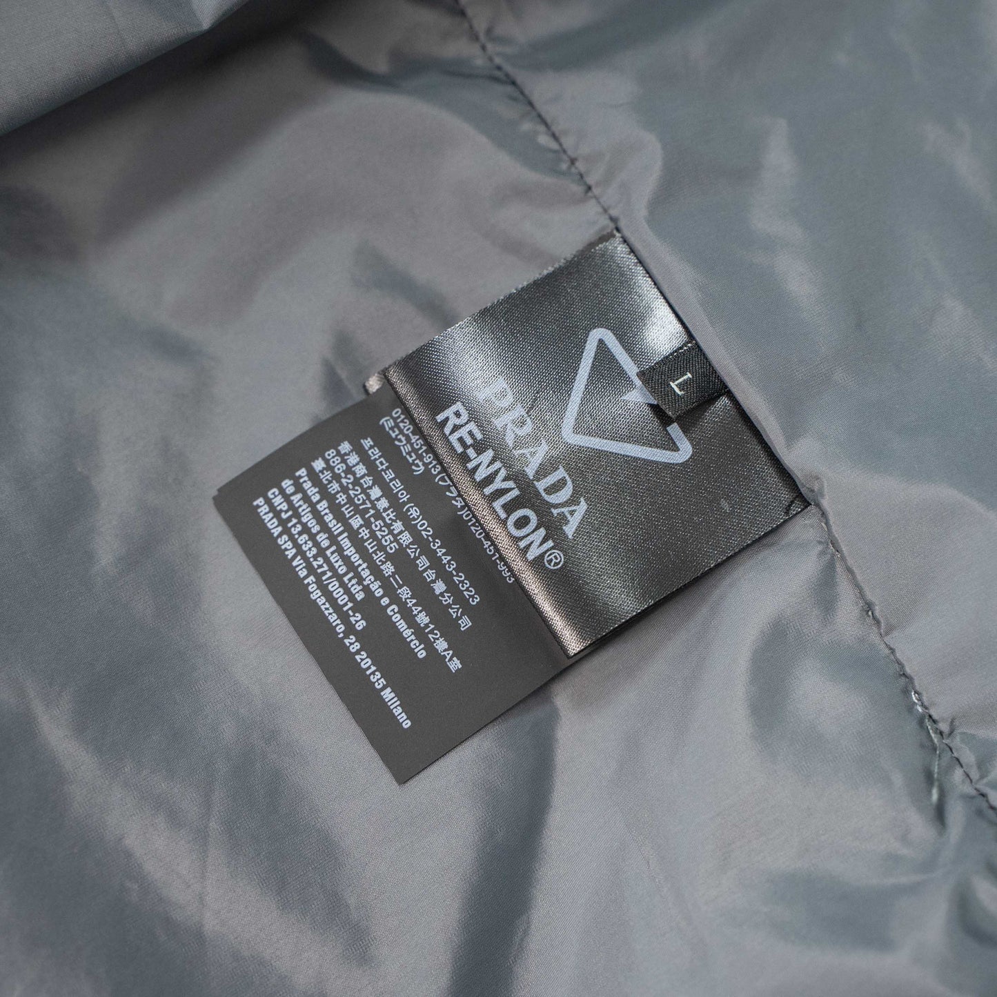PRADA CONTRAST PIPING STAND COLLAR ZIPPER JACKET– 1:1 HIGH END