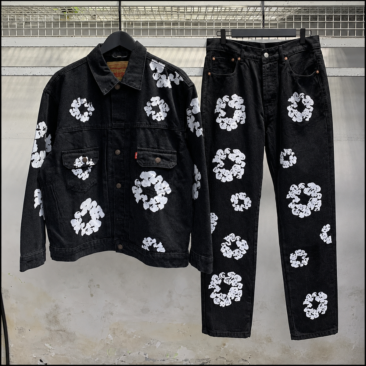 MONCLER EMBROIDERED LOGO SWEAT SHORTS – 1:1 HIGH END