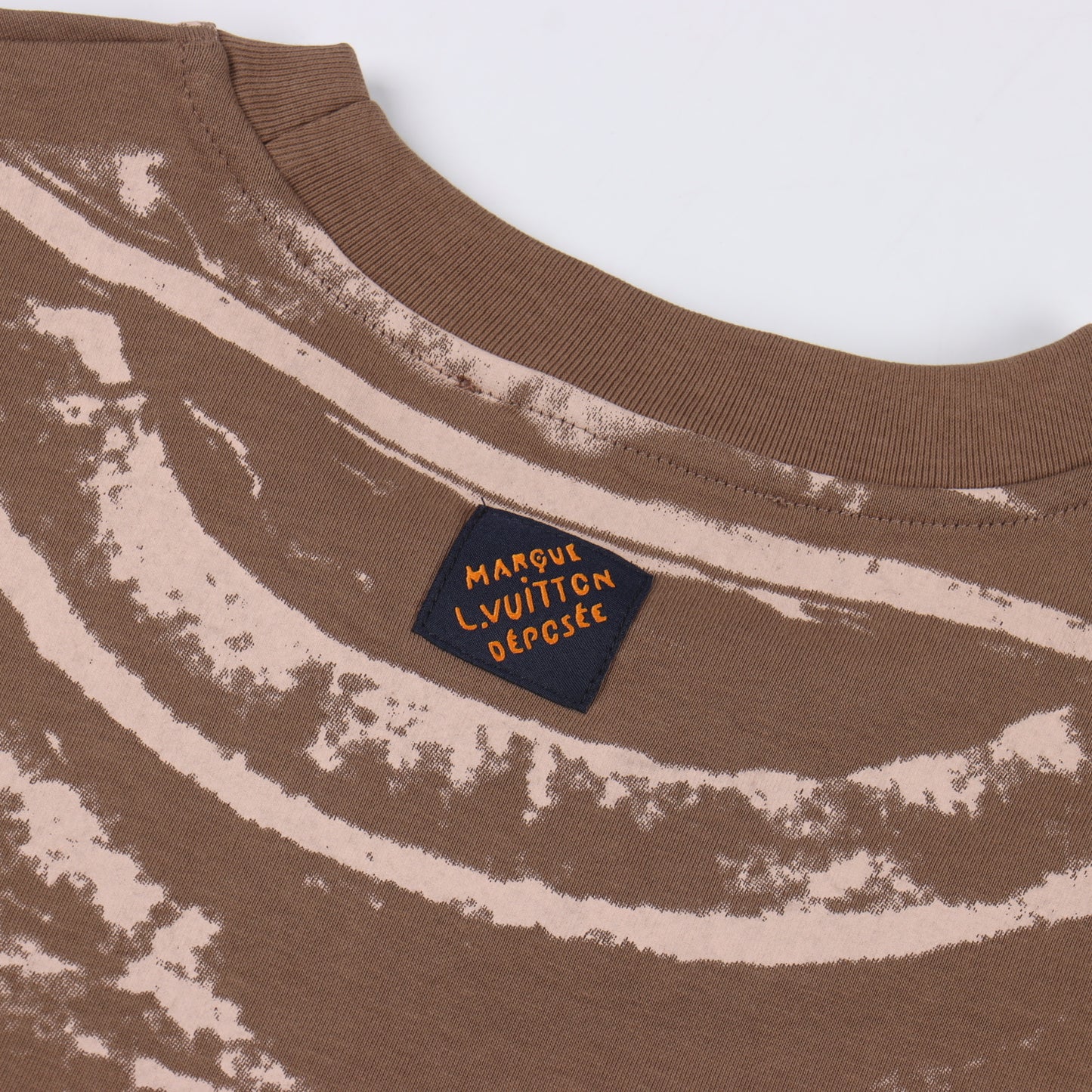 LOUIS VUITTON T-SHIRT - SUPER CLONE