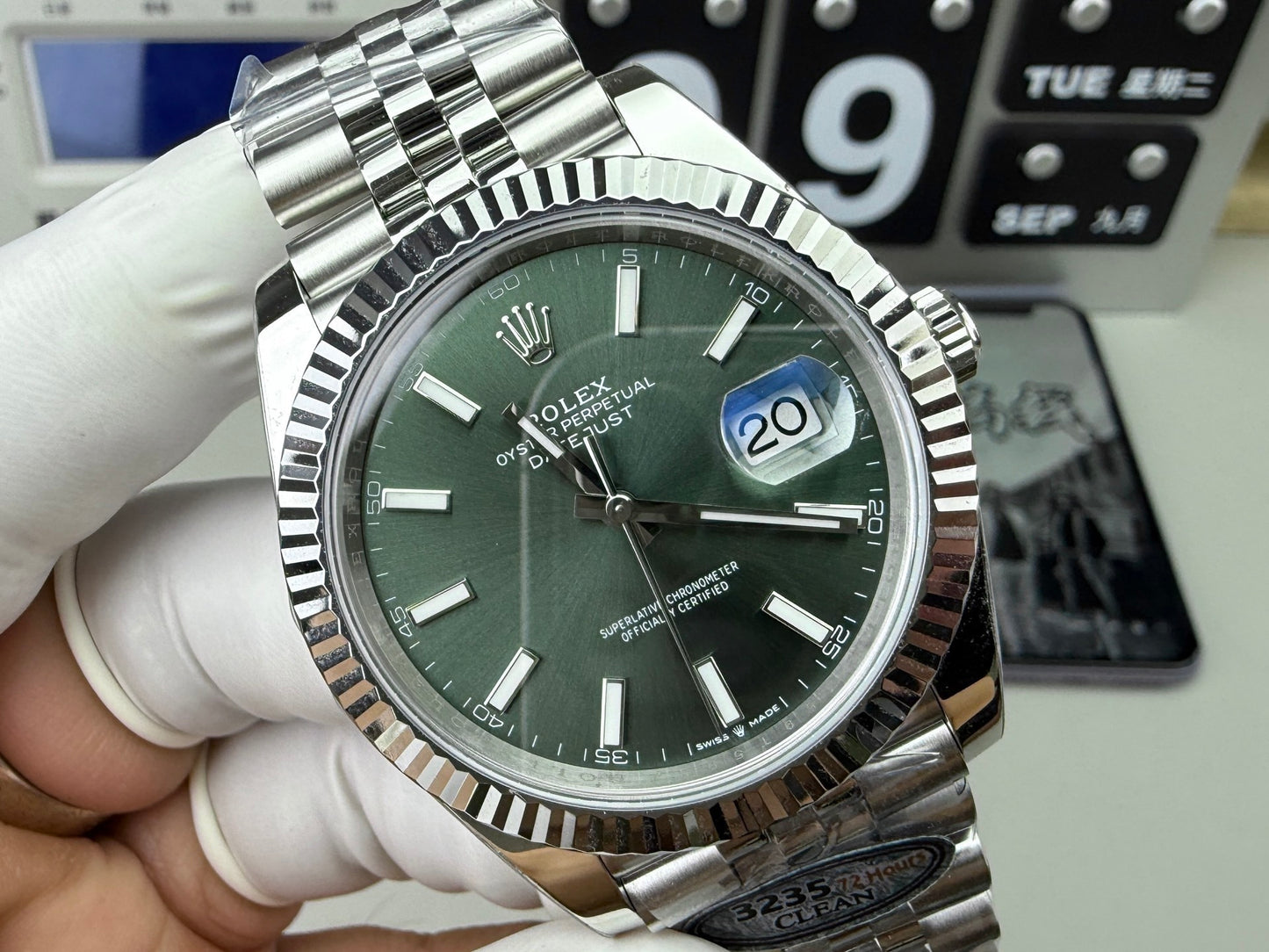 Rolex Datejust 41 mm, cadran gris, lunette plate - SUPER CLONE - MOUVEMENT SUISSE - Bracelet Jubilee