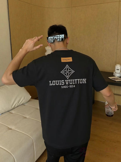 LOUIS VUITTON T-SHIRT - SUPER CLONE