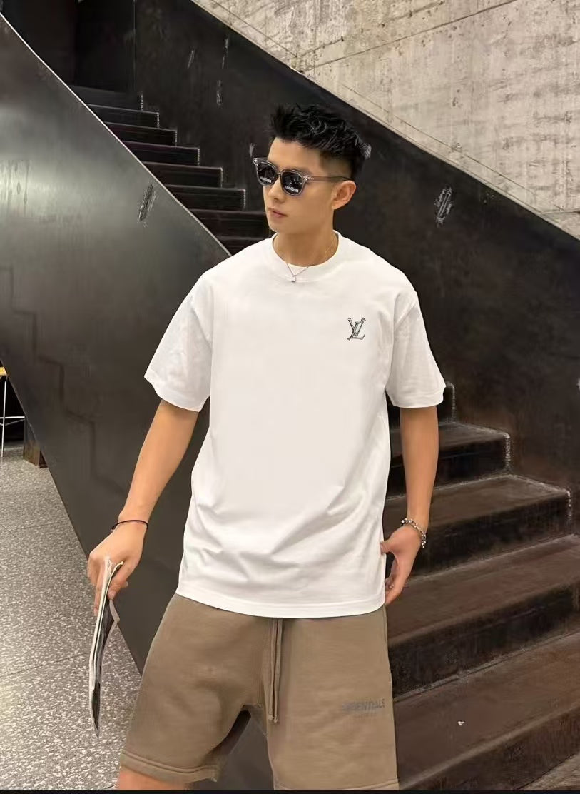 LOUIS VUITTON T-SHIRT - SUPER CLONE