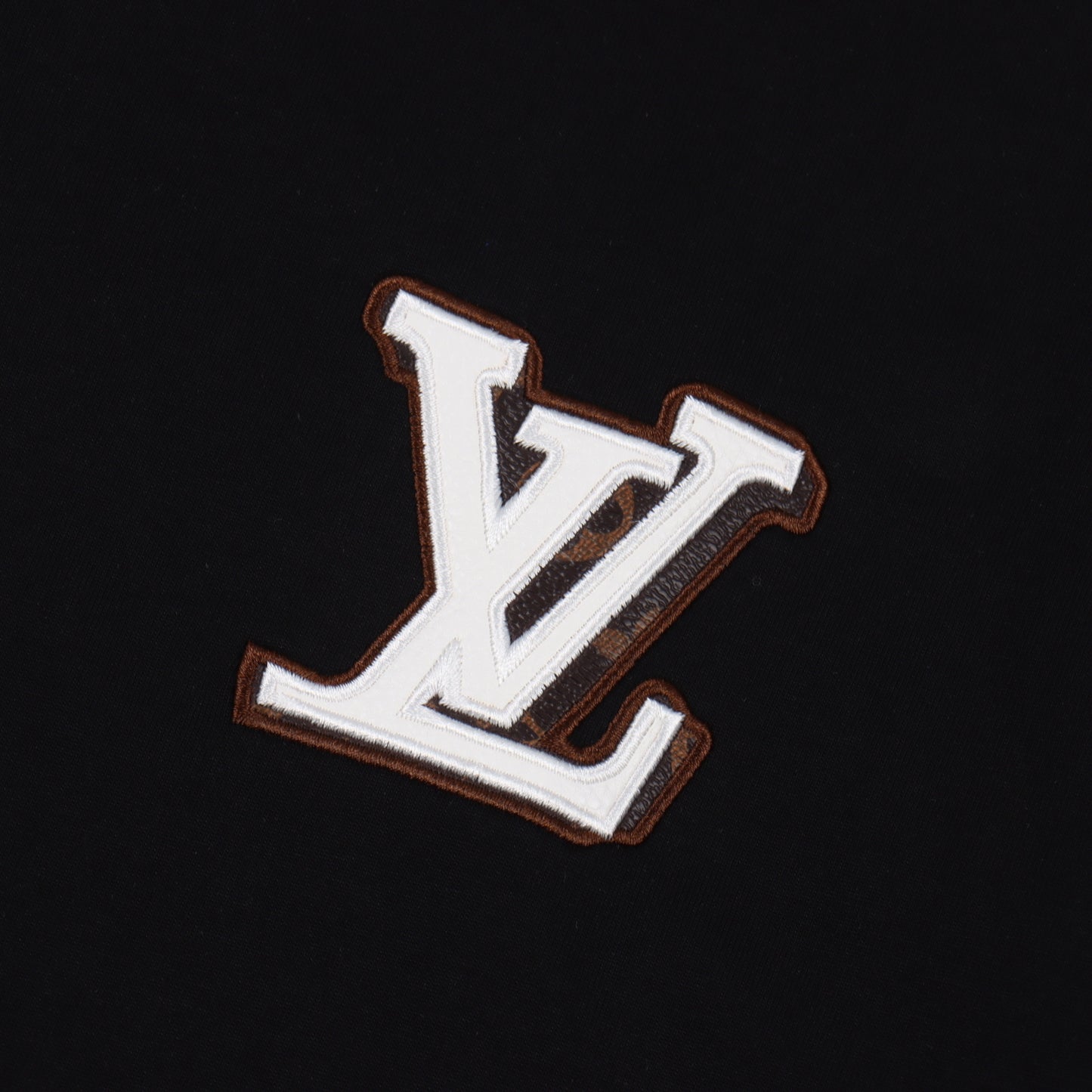 LOUIS VUITTON T-SHIRT - SUPER CLONE