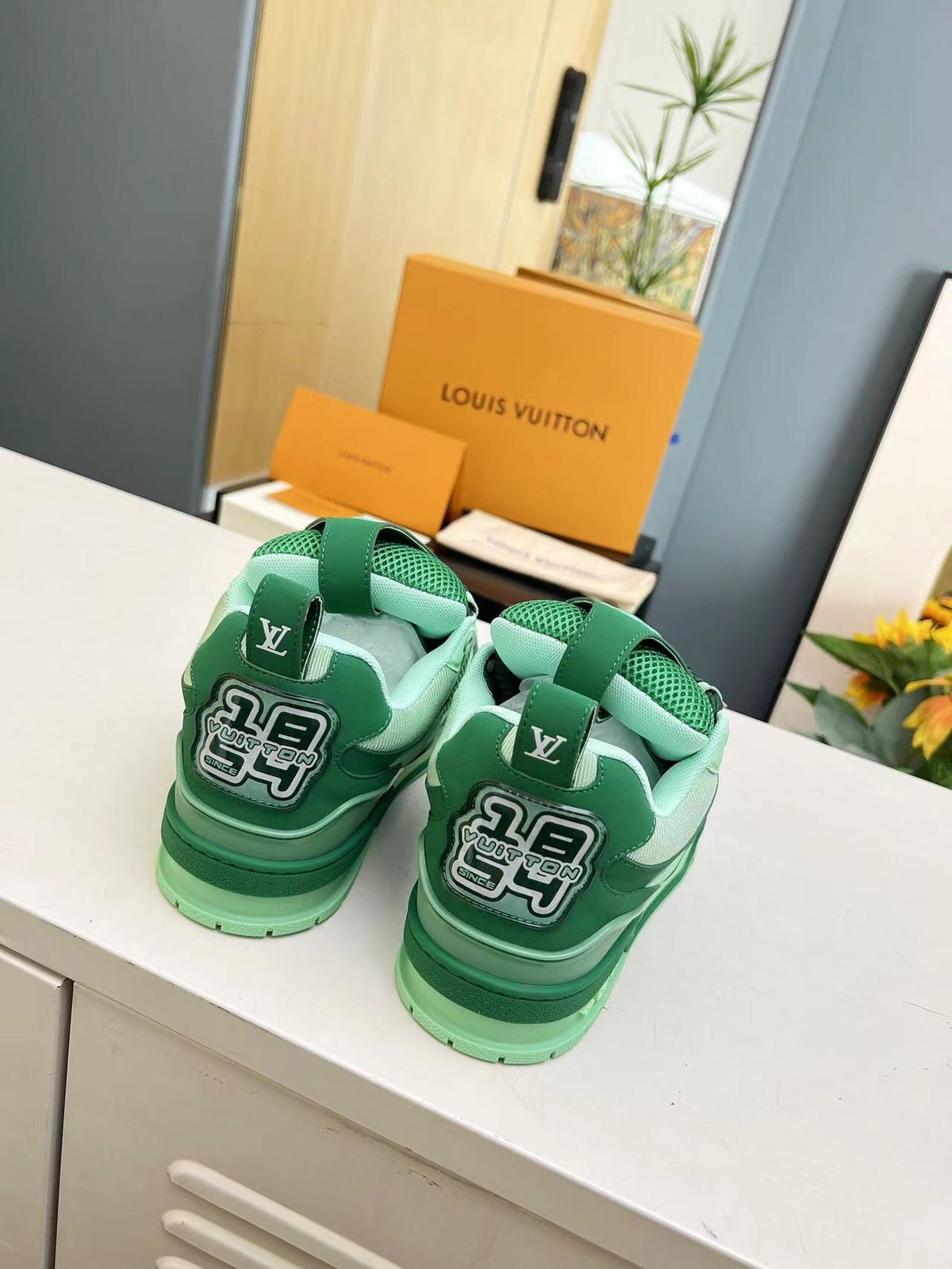 LOUIS VUITTON SKATE TRAINER SNEAKER  – mit Box – 1:1 HIGH END