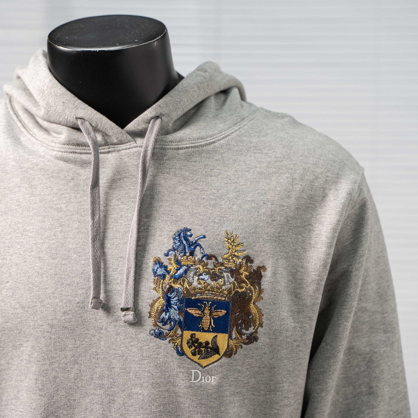 DIOR EMBROIDERED CREST HOODIE – 1:1 HIGH END