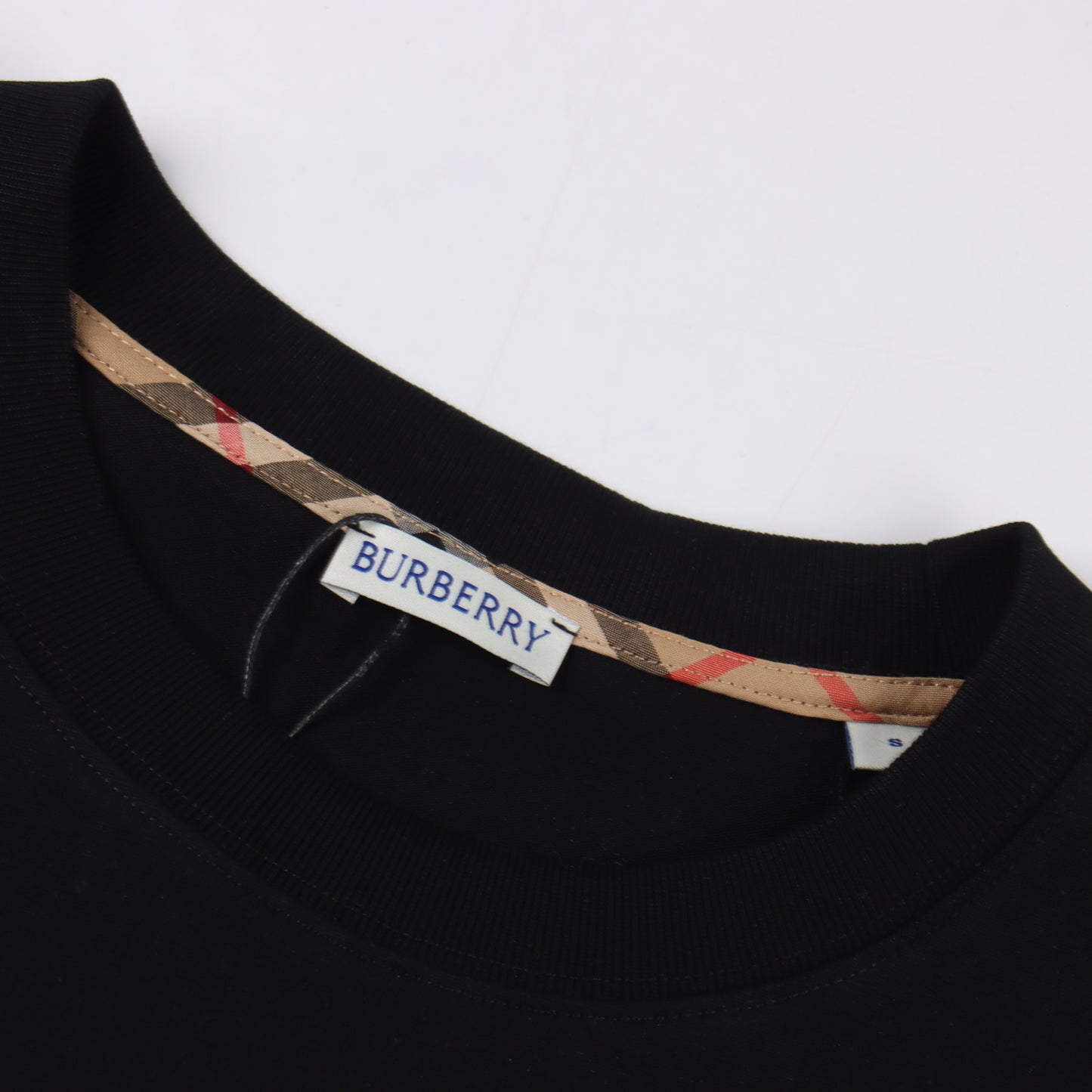BURBERRY T-SHIRT - SUPER CLONE