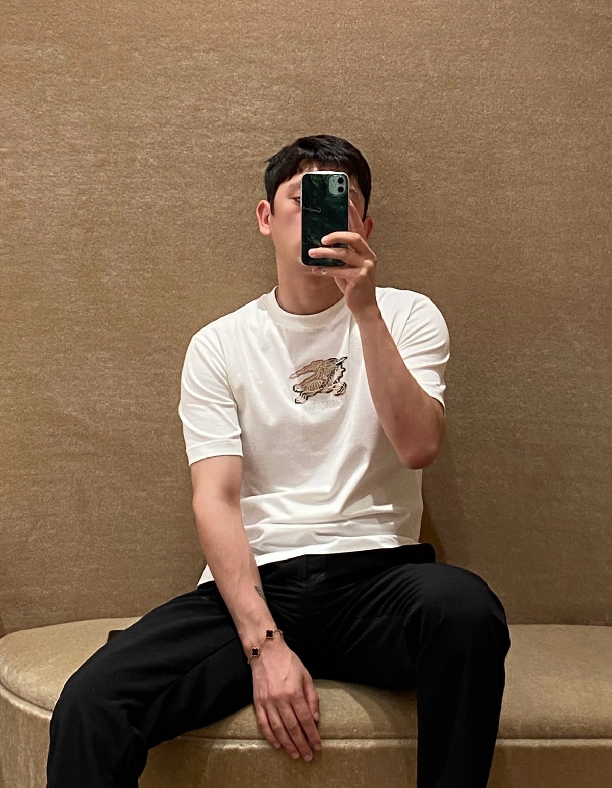 BURBERRY T-SHIRT - SUPER CLONE