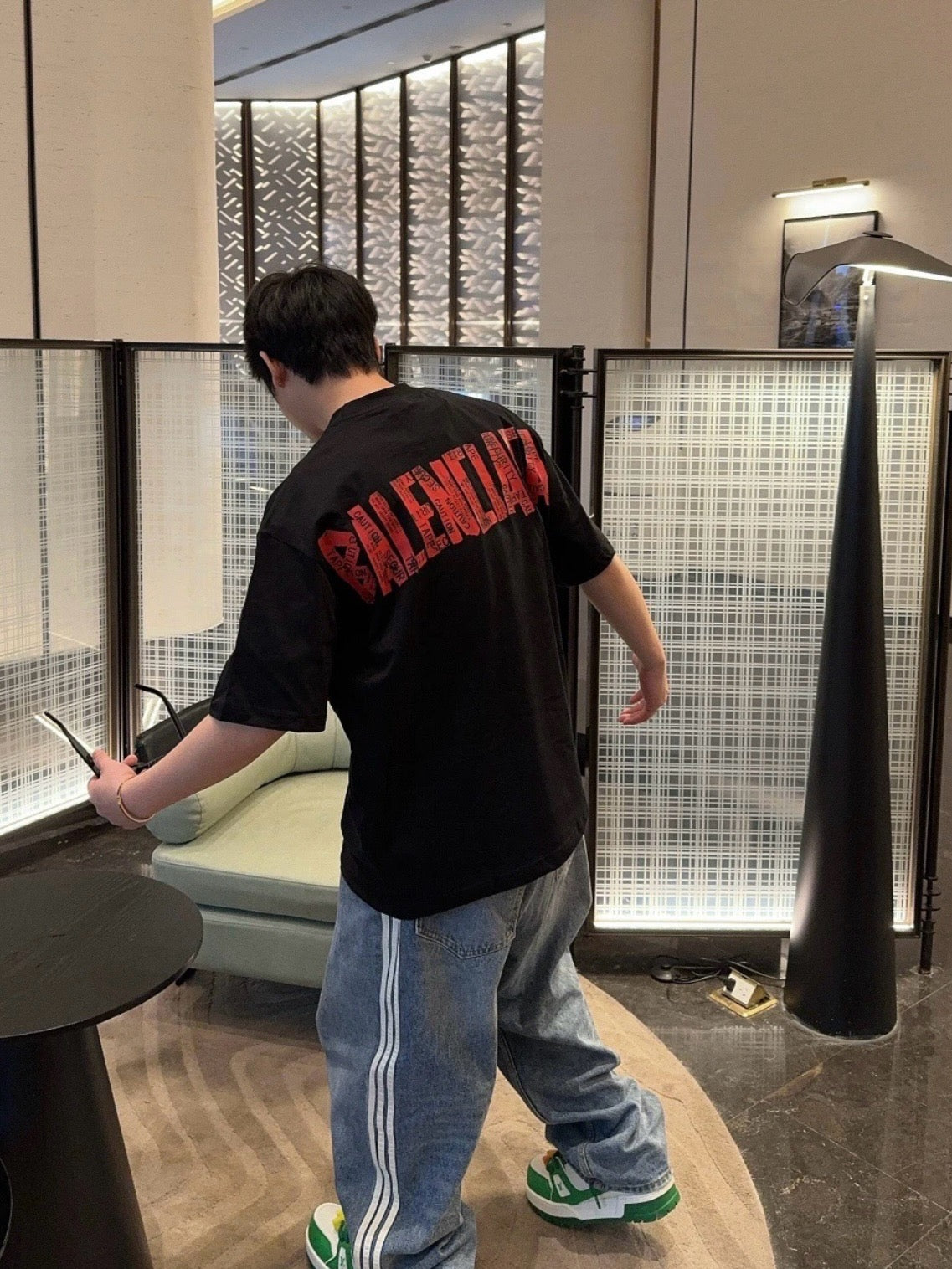 BALENCIAGA T-SHIRT - SUPER CLONE