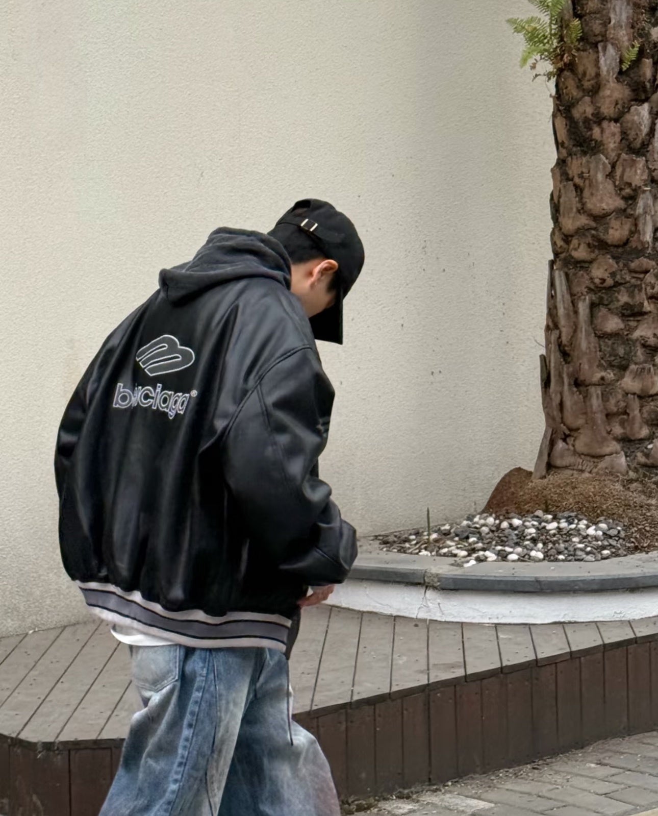 BALENCIAGA KNIGHT ZIP HOODIE – 1:1 HIGH END