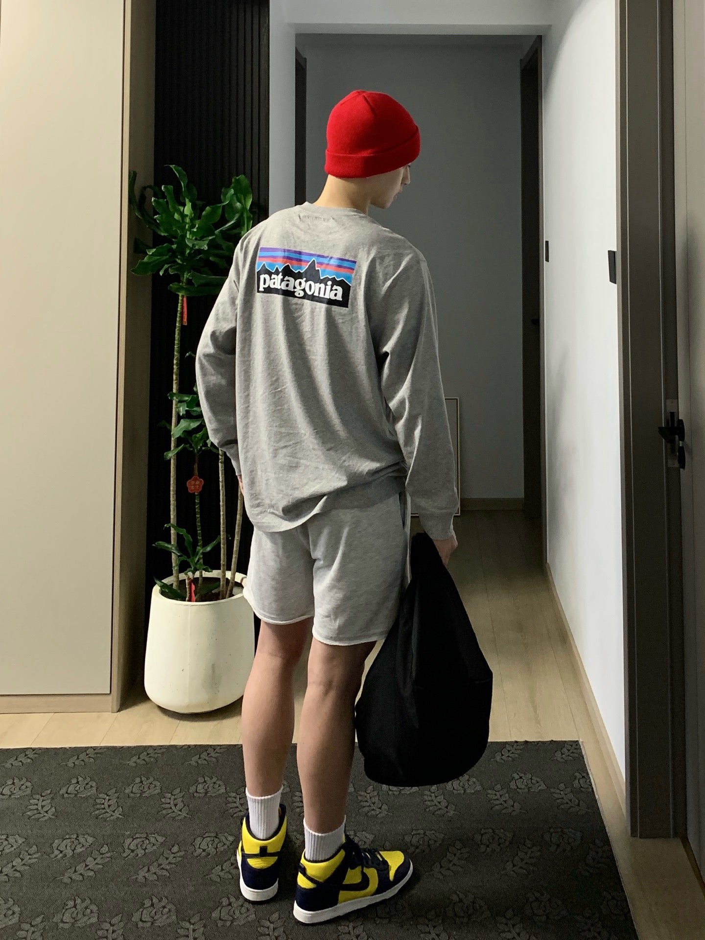 PATAGONIA P-6 LOGO LONG SLEEVE T-SHIRT– 1:1 HIGH END