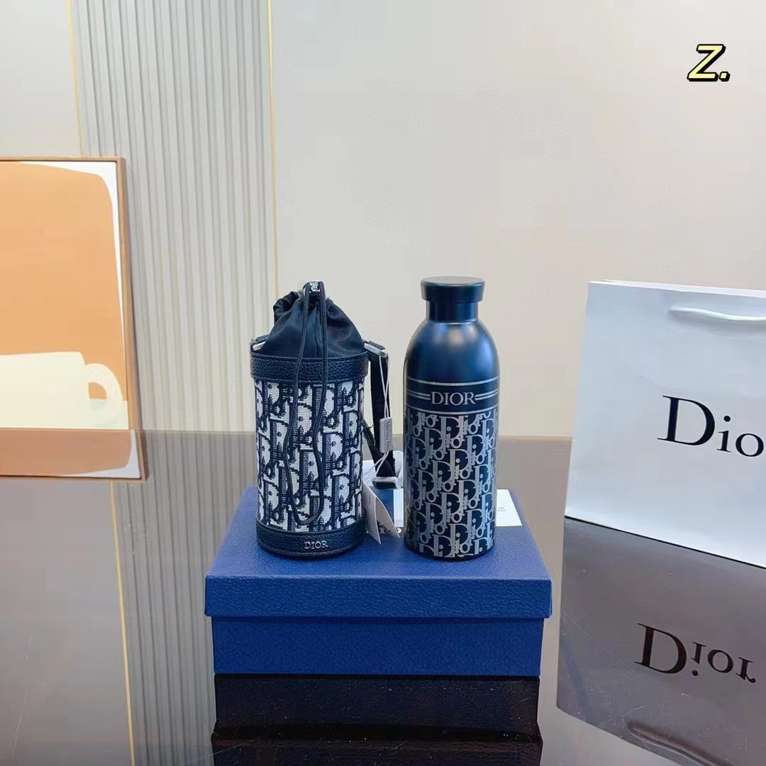 Dior Bottle 500ML (2 Farben) – mit Box
