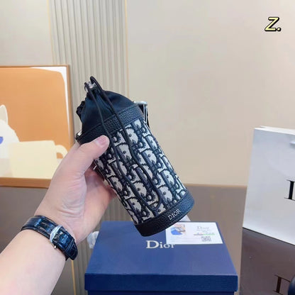 Dior Bottle 500ML (2 Farben) – mit Box